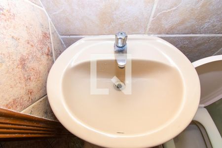 Banheiro de casa para alugar com 1 quarto, 65m² em Chácara Belenzinho, São Paulo