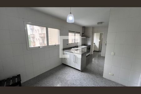 Apartamento para alugar com 262m², 3 quartos e 4 vagas Apartamento para alugar com 262m², 3 quartos e 4 vagasCozinha