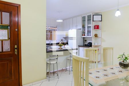 Casa à venda com 150m², 3 quartos e 4 vagas Casa à venda com 150m², 3 quartos e 4 vagasCozinha