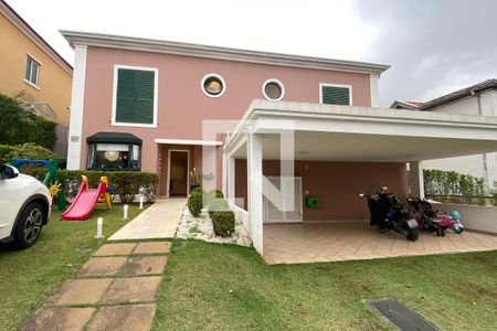 Casa de condomínio à venda com 360m², 4 quartos e 4 vagasGaragem