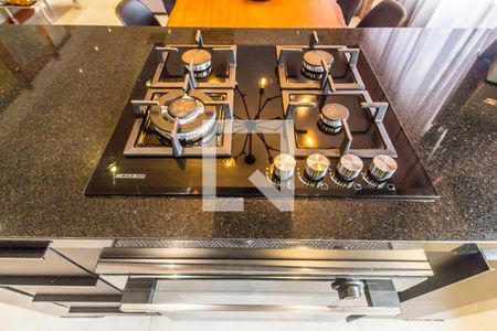 Apartamento à venda com 76m², 1 quarto e 2 vagas Apartamento à venda com 76m², 1 quarto e 2 vagasDetalhe da cozinha