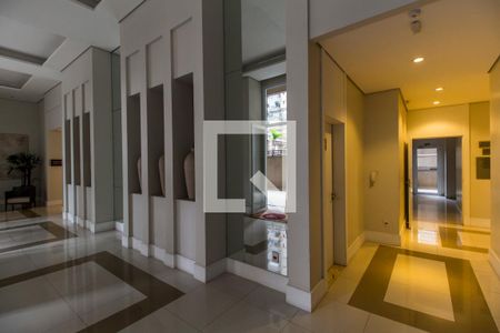 Apartamento à venda com 76m², 1 quarto e 2 vagas Apartamento à venda com 76m², 1 quarto e 2 vagasHall social