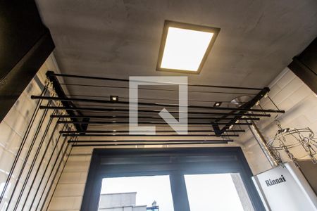 Apartamento à venda com 76m², 1 quarto e 2 vagas Apartamento à venda com 76m², 1 quarto e 2 vagasDetalhe da area de serviço