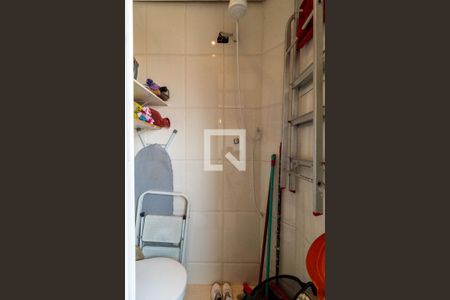 Apartamento à venda com 68m², 2 quartos e 1 vagaBanheiro de serviço