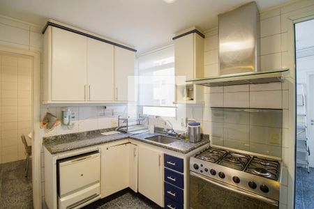 Apartamento à venda com 185m², 4 quartos e 3 vagasCozinha