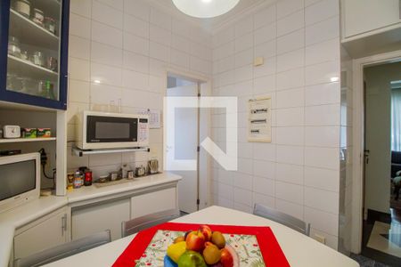 Apartamento à venda com 185m², 4 quartos e 3 vagasCopa