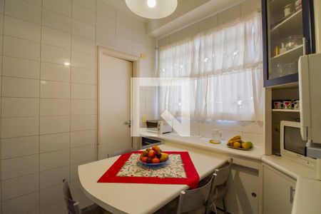Apartamento à venda com 185m², 4 quartos e 3 vagasCopa