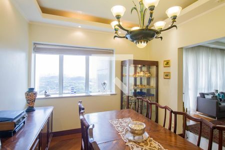 Apartamento à venda com 185m², 4 quartos e 3 vagasSala de Jantar