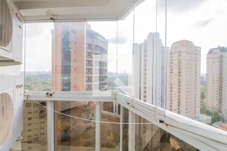 Apartamento à venda com 185m², 4 quartos e 3 vagasSacada da Suíte 3