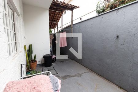 Casa à venda com 64m², 2 quartos e 1 vaga Casa à venda com 64m², 2 quartos e 1 vagaGaragem
