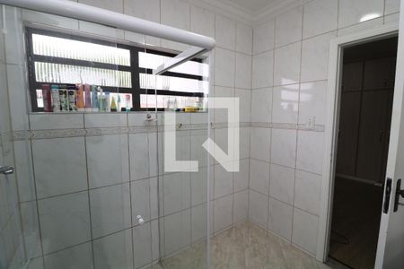 Casa à venda com 300m², 3 quartos e 5 vagasBanheiro do Quarto 3