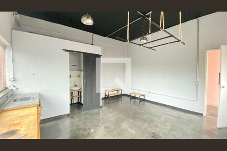 Cozinha de kitnet/studio para alugar com 1 quarto, 25m² em Brás, São Paulo