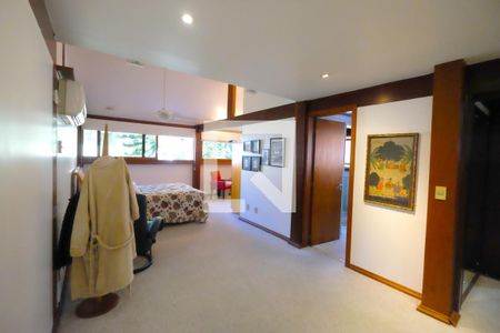 Apartamento à venda com 400m², 4 quartos e 3 vagasSuite 3