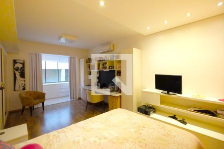 Apartamento à venda com 400m², 4 quartos e 3 vagasSuíte 1