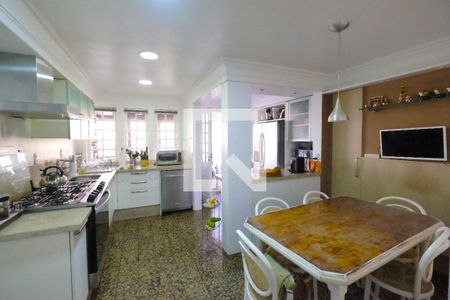 Apartamento à venda com 400m², 4 quartos e 3 vagasCozinha