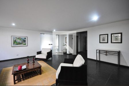 Apartamento à venda com 83m², 3 quartos e 2 vagasHall social