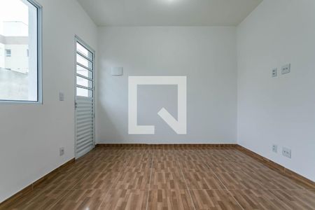 Sala de casa de condomínio para alugar com 2 quartos, 55m² em Vila São Paulo, Mogi das Cruzes