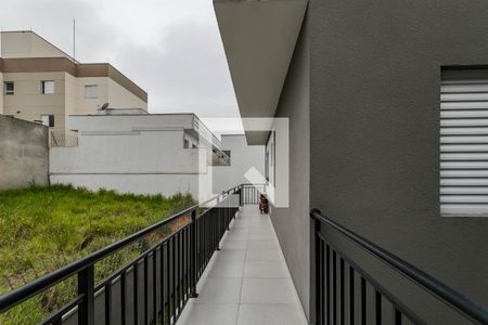 Varanda/Entrada de casa de condomínio para alugar com 2 quartos, 55m² em Vila São Paulo, Mogi das Cruzes