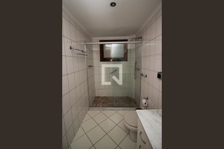 Casa para alugar com 300m², 3 quartos e 2 vagasBanheiro Social