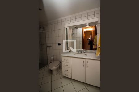 Casa para alugar com 300m², 3 quartos e 2 vagasBanheiro Social