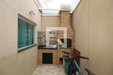 Casa à venda com 64m², 2 quartos e 2 vagasChurrasqueira