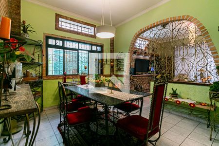 Sala de casa à venda com 2 quartos, 280m² em Chácara Califórnia, São Paulo