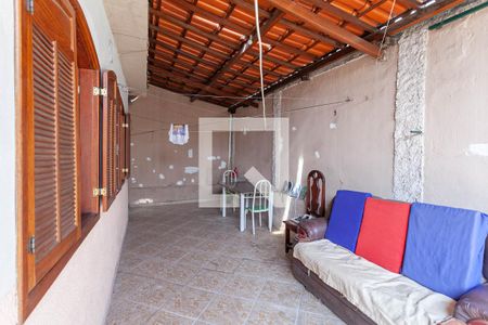 Casa à venda com 105m², 3 quartos e 3 vagasEntrada