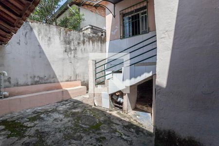 Casa à venda com 105m², 3 quartos e 3 vagasQuintal