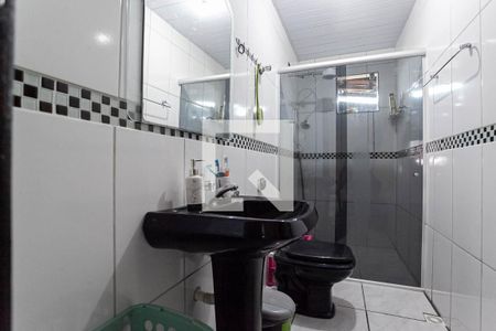 Casa à venda com 105m², 3 quartos e 3 vagasCasa 1 - Banheiro social