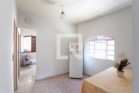 Casa à venda com 105m², 3 quartos e 3 vagasCasa 2 - Copa