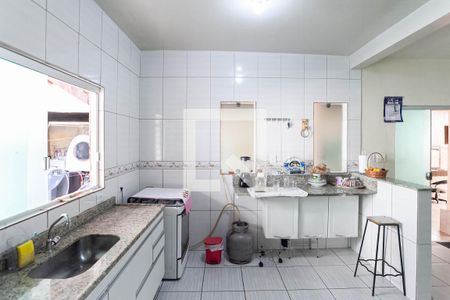 Casa à venda com 105m², 3 quartos e 3 vagasCasa 1 - Cozinha