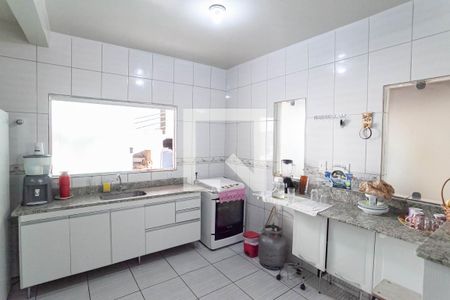 Casa à venda com 105m², 3 quartos e 3 vagasCasa 1 - Cozinha