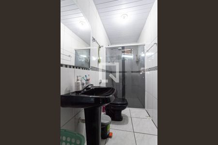 Casa à venda com 105m², 3 quartos e 3 vagasCasa 1 - Banheiro social