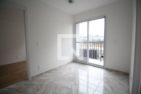 Sala de apartamento para alugar com 2 quartos, 37m² em Cambuci, São Paulo