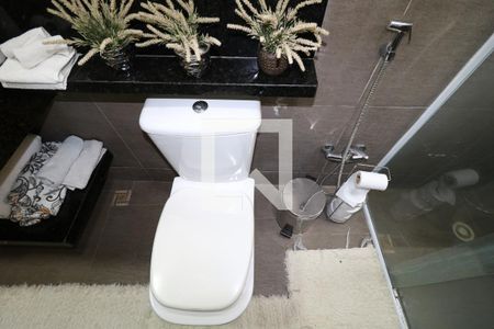 Casa à venda com 400m², 2 quartos e sem vagaBanheiro da Suíte 1