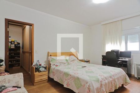 Casa à venda com 338m², 4 quartos e 2 vagasSuíte 2