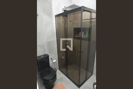 Casa à venda com 202m², 3 quartos e 2 vagasBanheiro