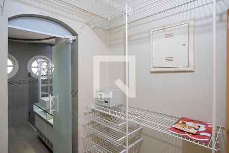 Casa à venda com 280m², 3 quartos e 2 vagasCloset da Suíte