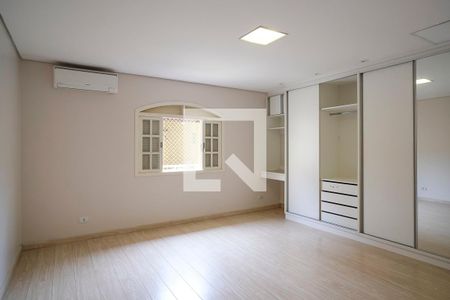 Casa à venda com 280m², 3 quartos e 2 vagasQuarto 1