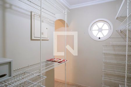 Casa à venda com 280m², 3 quartos e 2 vagasCloset da Suíte