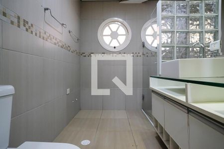 Casa à venda com 280m², 3 quartos e 2 vagasBanheiro da Suíte