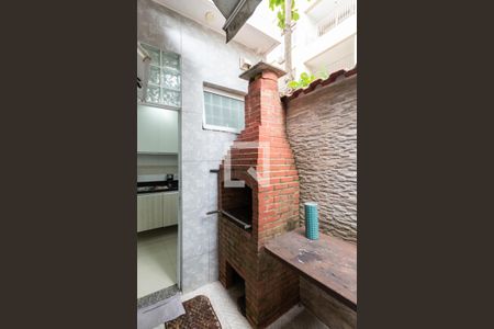 Casa à venda com 120m², 3 quartos e sem vagaÁrea externa