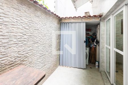 Casa à venda com 120m², 3 quartos e sem vagaÁrea de Serviço