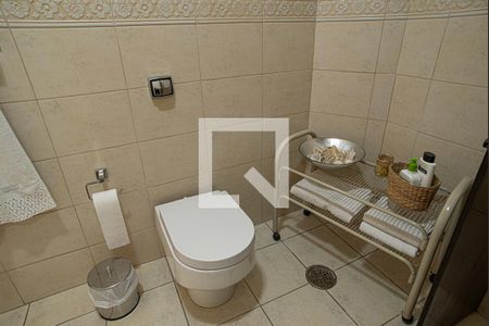 Apartamento à venda com 195m², 3 quartos e sem vaga Apartamento à venda com 195m², 3 quartos e sem vagaBanheiro 2