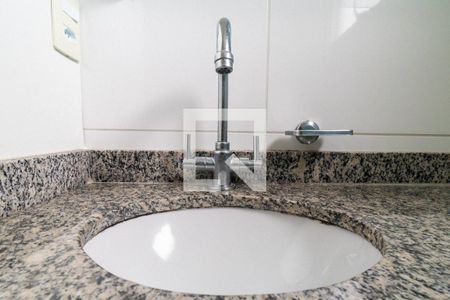 Apartamento à venda com 106m², 3 quartos e 2 vagasBanheiro Social Detalhe