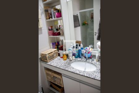 Apartamento à venda com 68m², 2 quartos e 1 vagaBanheiro 2