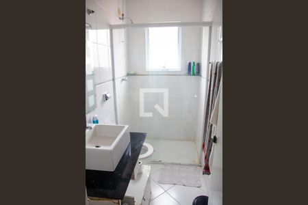 Casa à venda com 183m², 3 quartos e 6 vagasBanheiro do Quarto 3