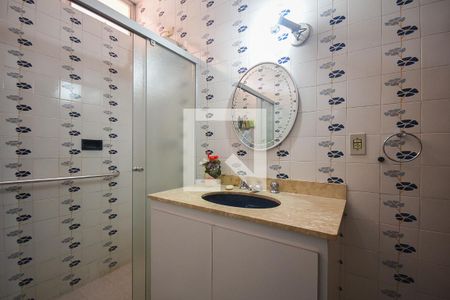 Casa para alugar com 450m², 4 quartos e 5 vagas Casa para alugar com 450m², 4 quartos e 5 vagasBanheiro