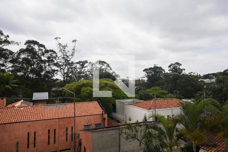 Casa para alugar com 450m², 4 quartos e 5 vagas Casa para alugar com 450m², 4 quartos e 5 vagasVista da Suíte 2