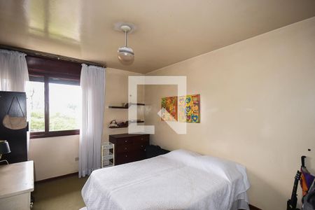 Casa para alugar com 450m², 4 quartos e 5 vagas Casa para alugar com 450m², 4 quartos e 5 vagasSuíte 1